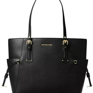 Michael Kors Voyager Tote